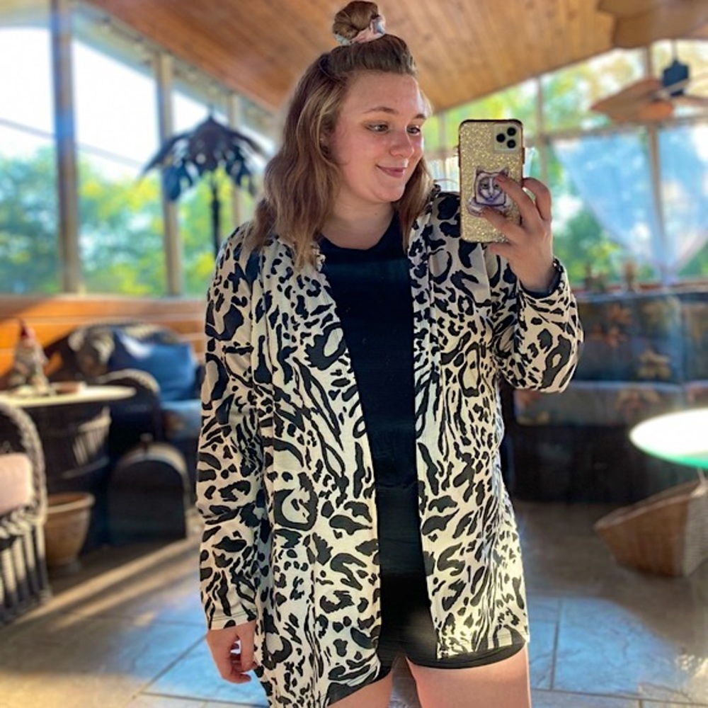 Cyrus One Size soft fabric jacket cardigan hoodie